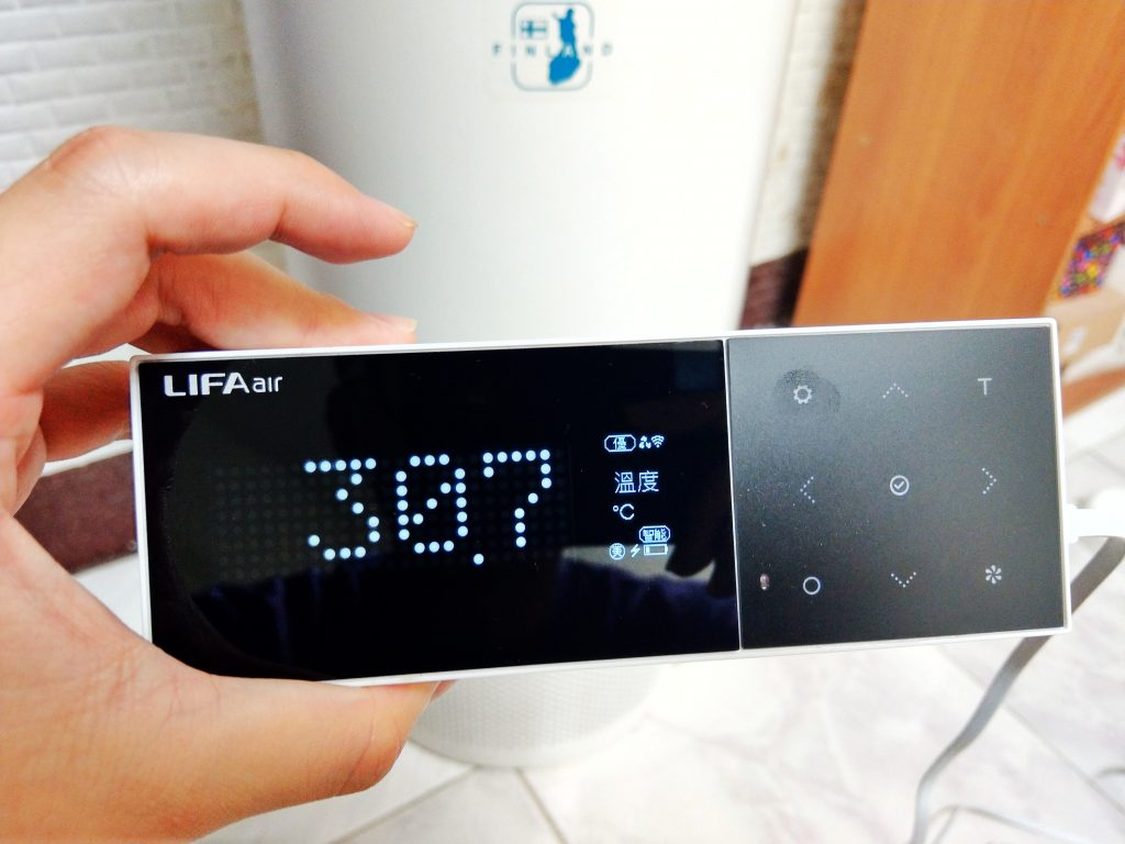 外型與性能兼具的空氣清淨機 - LIFAair LA503V - LA503V, LIFAair, pm2.5, 二氧化碳, 活性碳, 甲苯, 甲醛, 空氣清淨機, 空氣清淨機使用效果, 空氣清淨機如何使用, 空氣清淨機如何挑選 - 科技生活 - teXch