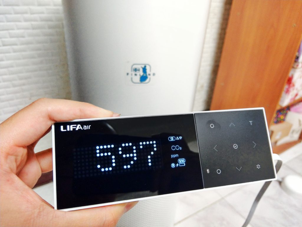 外型與性能兼具的空氣清淨機 - LIFAair LA503V - LA503V, LIFAair, pm2.5, 二氧化碳, 活性碳, 甲苯, 甲醛, 空氣清淨機, 空氣清淨機使用效果, 空氣清淨機如何使用, 空氣清淨機如何挑選 - 科技生活 - teXch