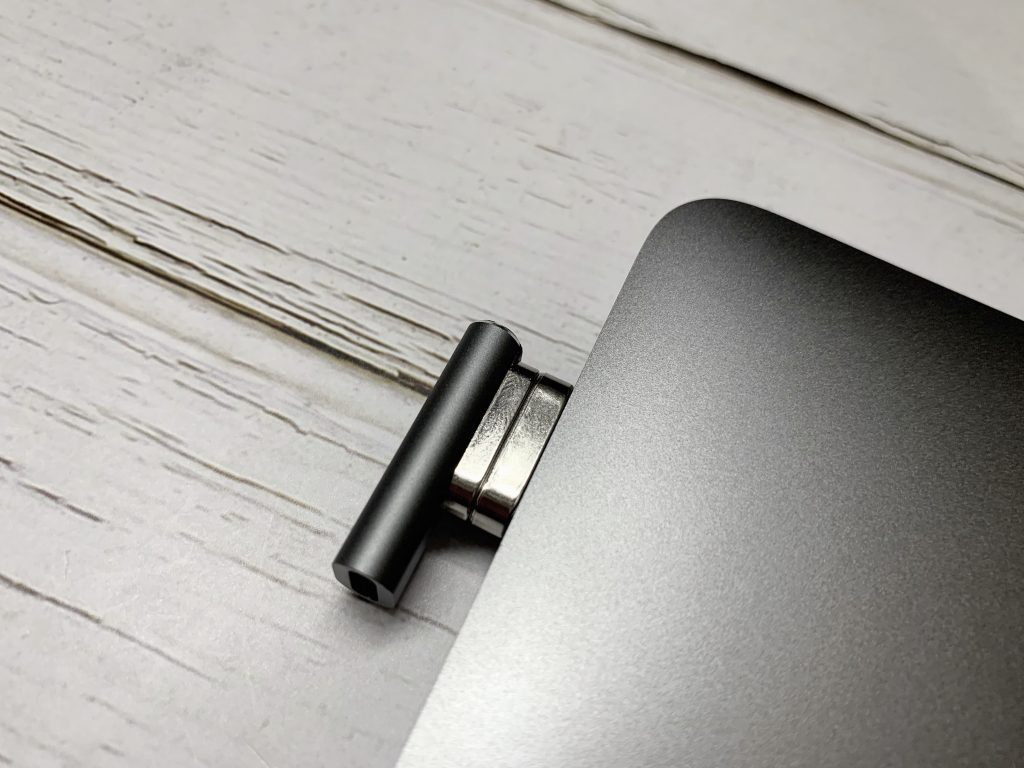 OneMore iEasy USB-C 磁吸轉接頭 - 熟悉的 MagSafe 正式回歸 - ieasy, macbook 磁吸, macbook 磁吸線, magsafe, magsafe 2, magsafe 2 60w, magsafe 2 to usb-c, magsafe 60w, magsafe for macbook pro, magsafe type c, magsafe usb-c, magsafe2, magsafe2 45w, magsafe2 60w原廠, magsafe2 轉接頭, magsafe2轉type c, magsafe2轉接頭, OneMore, onemore ieasy, onemore ieasy 磁吸, onemore ieasy 磁吸線, type c 磁吸, type c 磁吸 macbook, 磁吸, 磁吸 type c, 磁吸 充電線, 磁吸 充電線 推薦, 磁吸 充電線 評價, 磁吸 線, 磁吸充電線, 磁吸線 ptt - 科技生活 - teXch