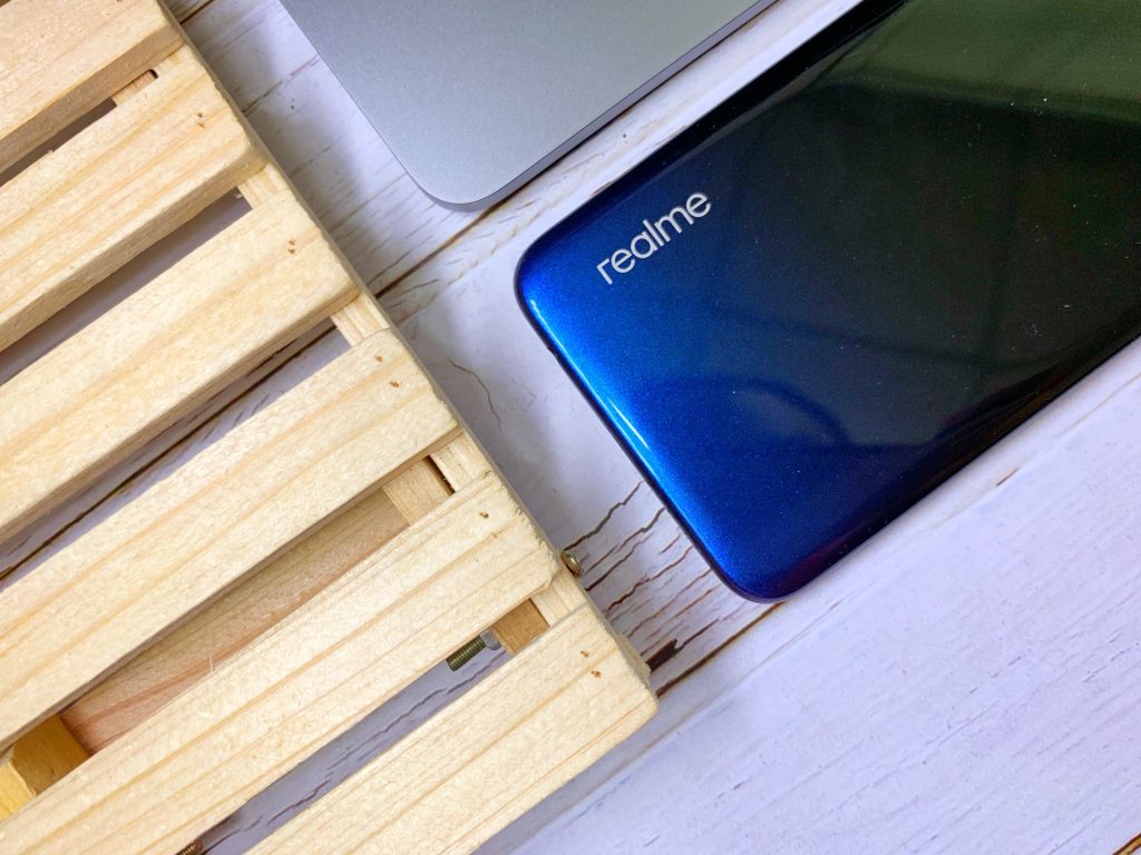 Realme 3 開箱與使用心得 - 五千有找的平價手機、超強續航與驚人超級夜景實測 - realm defense, realme, realme 1, realme 2, realme 2 pro, realme 3, realme 3 pro, realme 3 pro ptt, realme 3 pro 評價, realme 3 pro 跑分, realme 3 pro 開箱, realme 3 ptt, realme 3 快充, realme 3 評價, realme 3 跑分, realme 3 開箱, realme 3評價, realme 3開箱, realme mobile01, realme oppo, realme phone, realme phones, realme ptt, realme u1, realme x ptt, realme 入門, realme 外型, realme 夜拍, realme 好用嗎, realme 平價, realme 手機, realme 拍照, realme 推薦, realme 續航, realme 評價, realme 超級夜景, realme 開箱, realme 電量, realme3, realme入門, realme外型, realme夜拍, realme好用嗎, realme平價, realme手機, realme拍照, realme推薦, realme續航, realme評價, realme超級夜景, realme開箱, realme電量, redmi, redmi 6a, 平價手機 2019, 潮流，由我驅動 - 科技生活 - teXch