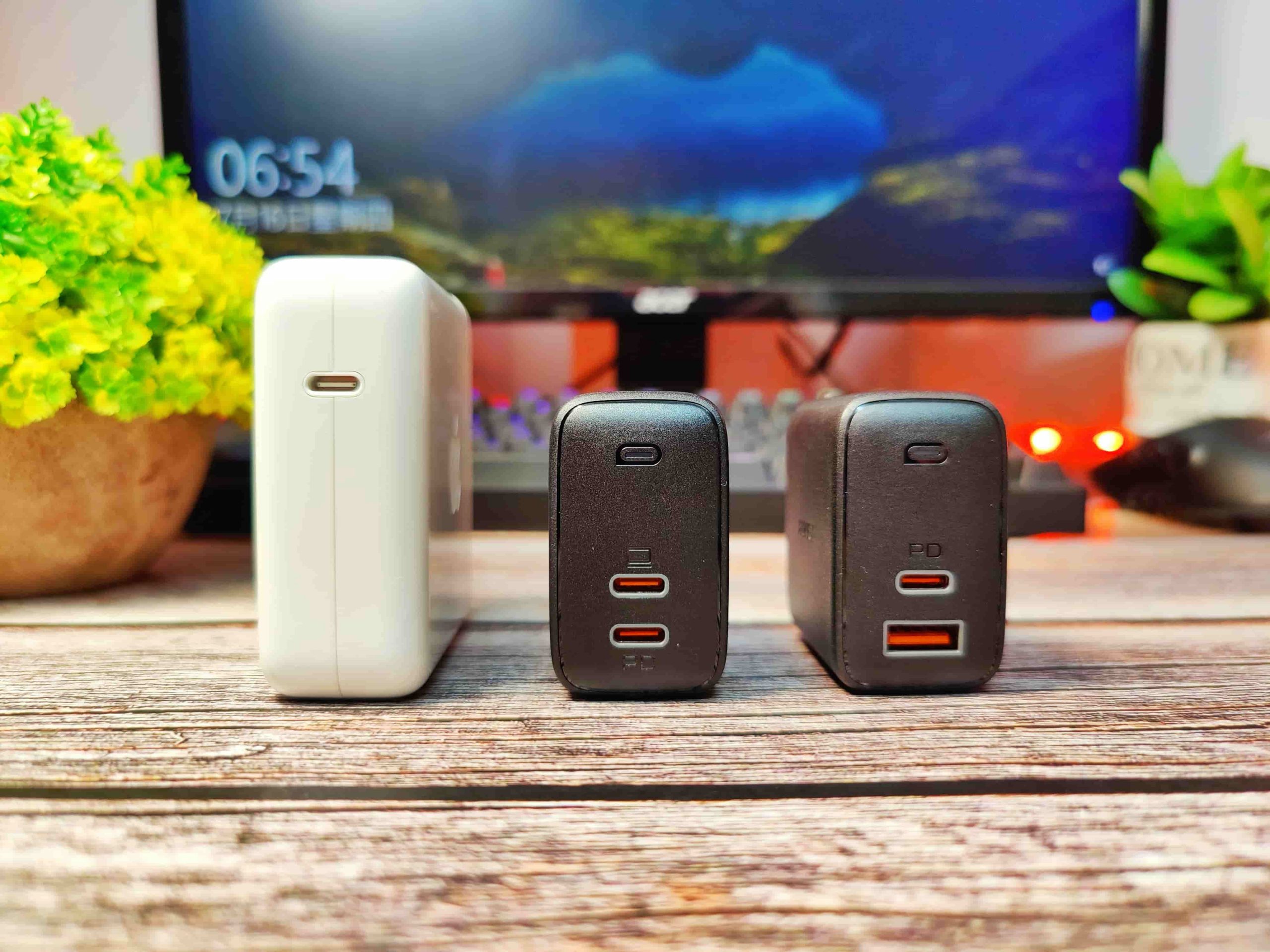 AUKEY PA-B3、PA-B4 GaN氮化鎵充電器開箱 – 同場加映充電器、快充線該如何挑選？