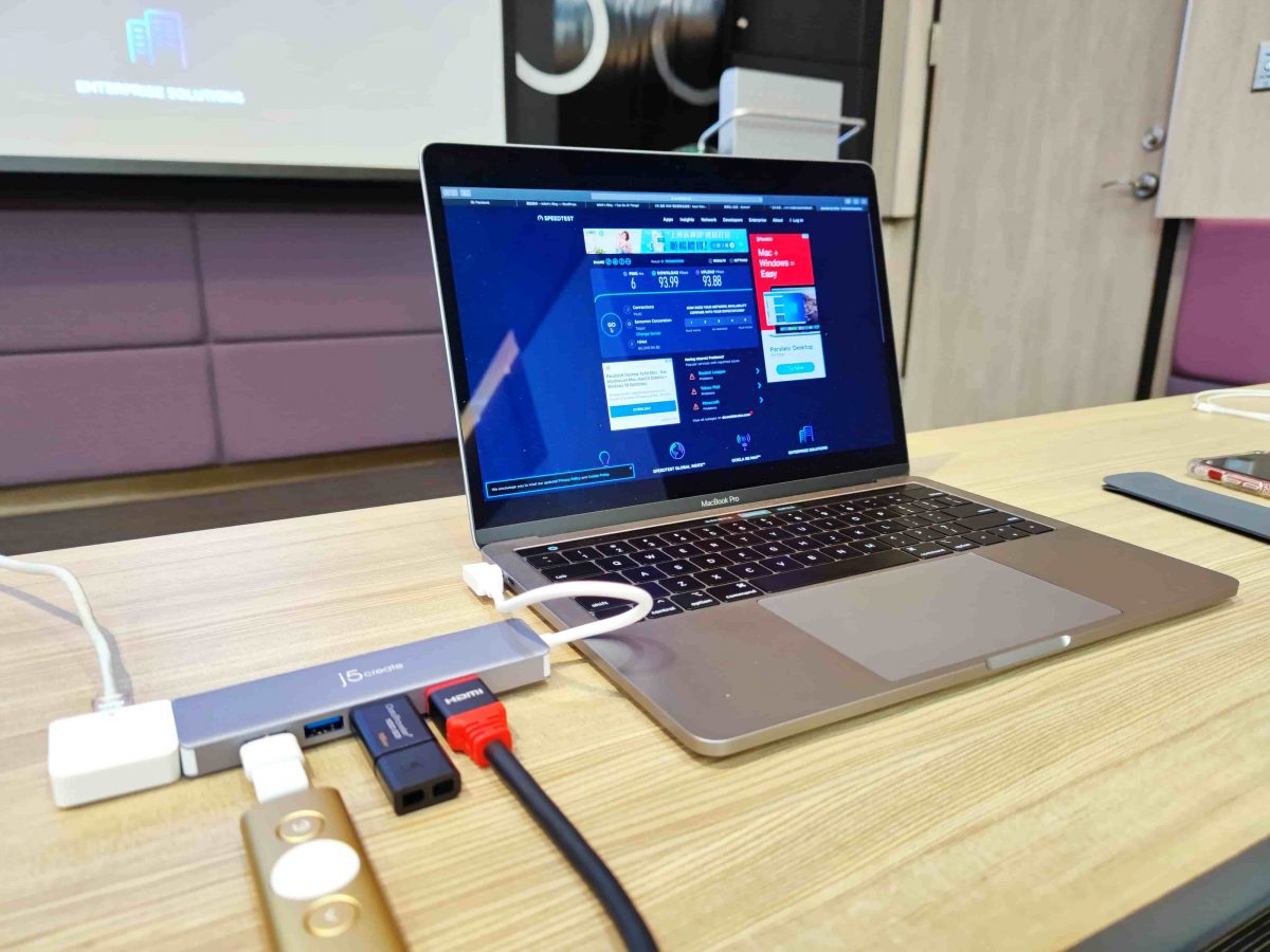 j5create JCD375 USB-C Gen2 集線器 - 模組化可玩性高的 MacBook USB-C Hub - apple macbook配件, CASA Hub 5E, hub 推薦, hub推薦, j5create, j5create JCD375, j5create 凱捷, Mac, macbook, MacBook hub, macbook hub pt, macbook hub ptt, macbook hub 推薦, macbook hub推薦, Macbook pro, MacBook Pro hub, MacBook Pro 配件, MacBook Pro配件, Macbook 配件, Macbook 配件 推薦, Macbook配件, Macbook配件 推薦, Macbook配件推薦, 凱捷科技 - 科技生活 - teXch