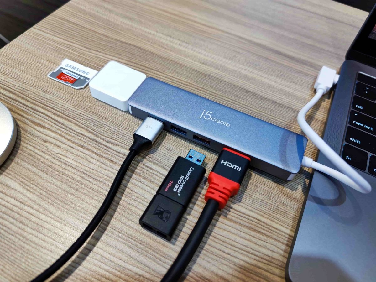 j5create JCD375 USB-C Gen2 集線器 - 模組化可玩性高的 MacBook USB-C Hub - apple macbook配件, CASA Hub 5E, hub 推薦, hub推薦, j5create, j5create JCD375, j5create 凱捷, Mac, macbook, MacBook hub, macbook hub pt, macbook hub ptt, macbook hub 推薦, macbook hub推薦, Macbook pro, MacBook Pro hub, MacBook Pro 配件, MacBook Pro配件, Macbook 配件, Macbook 配件 推薦, Macbook配件, Macbook配件 推薦, Macbook配件推薦, 凱捷科技 - 科技生活 - teXch