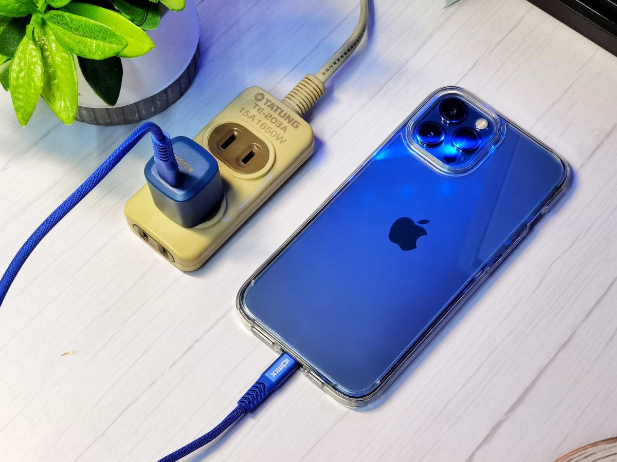 iPhone充電器怎麼選？IDMIX PD快充充電套裝開箱，iPhone 12專屬配件 - IDMIX, IDMIX 20W 充電器, IDMIX 20W充電器, IDMIX 充電器, IDMIX 快充線, iPhone 12 Pro Max 快充, iPhone 12 Pro Max快充, iPhone 12 Pro 快充, iPhone 12 Pro快充, iPhone 12 快充, iPhone 12快充, iPhone 12快充 ptt, iPhone 12快充ptt, iPhone 充電線, iPhone 充電線 PTT, iphone 充電線 快充, iPhone 快充, iPhone 快充 PTT, iPhone 快充PTT, iPhone充電器, iPhone充電器 ptt, iPhone充電器 推薦, iPhone充電器ptt, iPhone充電器推薦, iphone充電線, iPhone充電線 推薦, iPhone充電線 推薦 ptt, iPhone充電線 推薦ptt, iphone充電線推薦ptt, iPhone快充, iPhone快充 PTT, iPhone快充PTT, PD 充電器, PD 充電線, PD 快充, PD充電器, PD快充, PD快充推薦, USB-C to Lightning快充線, USB-C to Lightning線, WITSPER, WITSPER 智選家, WitsPer 智選家 科技, WitsPer 智選家科技, WitsPer智選家, WitsPer智選家 充電器, WitsPer智選家 科技, 充電器, 充電器 推薦, 充電器推薦, 智選家WITSPER - 科技生活 - teXch