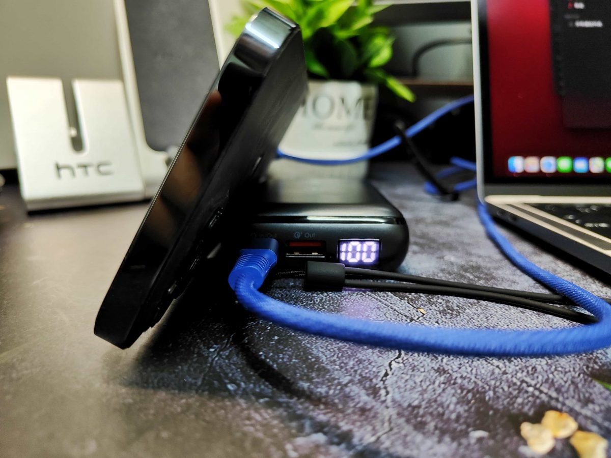 AUKEY Basix Pro Mini PD快充行動電源 - 體積小重量輕、充電規格強大 - Aukey, AUKEY Basix Pro Mini, AUKEY Basix Pro Mini 推薦, AUKEY Basix Pro Mini 評價, AUKEY Basix Pro Mini 購買, AUKEY Basix Pro Mini 開箱, AUKEY Basix Pro Mini推薦, AUKEY Basix Pro Mini評價, AUKEY Basix Pro Mini購買, AUKEY Basix Pro Mini開箱, AUKEY iphone, AUKEY iPhone 12, AUKEY iPhone 配件, AUKEY iPhone配件, AUKEY powerbank, AUKEY 充電器, AUKEY 耳機, AUKEY 行動電源, AUKEY 行動電源 充電, AUKEY 行動電源 推薦, AUKEY 行動電源 評價, AUKEY 行動電源充電, AUKEY 行動電源推薦, AUKEY 行動電源評價, AUKEY 評價, aukey充電器, AUKEY耳機, AUKEY行動電源, AUKEY行動電源 充電, AUKEY行動電源 推薦, AUKEY行動電源 評價, AUKEY行動電源充電, AUKEY行動電源推薦, AUKEY行動電源評價, AUKEY評價 - 科技生活 - teXch