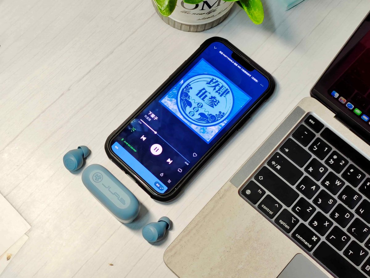 千元以下高cp值藍牙耳機首選 - JLab Go Air POP 真無線藍牙耳機 - JLab, JLab PTT, JLab 推薦, JLab 耳機 推薦, JLab 耳機推薦, JLab 藍牙 耳機, JLab 藍牙耳機, JLab 評價, JLab 購買, JLab推薦, JLab耳機 推薦, JLab耳機推薦, JLab藍牙 耳機, JLab藍牙耳機, JLab評價, JLab購買, 真無線藍牙耳機, 耳機 - 科技生活 - teXch
