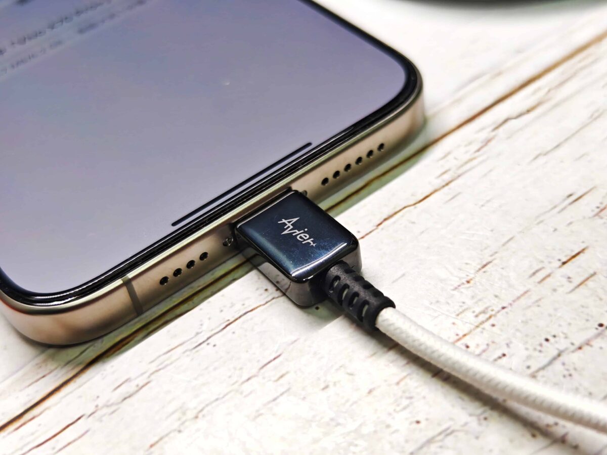 iPhone 15 Type C線選購指南 - 「6款」Avier 專為 iPhone 15 推出的 USB C 線該怎麼選？ - Avie r評價, Avier, Avier USB, Avier USB C, Avier USB C 線, Avier USB C 線推薦, Avier USB C線, Avier USB C線推薦, Avier USB-C to USB-C, Avier USB-C to USB-C 推薦, Avier USB-C to USB-C 評價, Avier USB-C to USB-C推薦, Avier USB-C to USB-C評價, Avier 推薦, Avier 評價, Avier推薦, Avier評價, iphone, iPhone 15, iPhone 15 Type, iPhone 15 Type c, iPhone 15 Type c 推薦, iPhone 15 Type c 線推薦, iPhone 15 Type c推薦, iPhone 15 Type c線推薦, iPhone 15 USB c 推薦, iPhone 15 USB c推薦, iPhone 15 USB c線推薦, iPhone 15 USB2.0, iPhone 15 USB3.0, iPhone 15 USB4.0, iPhone 15 充電線, iPhone 15 充電線 推薦, iPhone 15 充電線推薦, iPhone 15充電線, iPhone 15充電線 推薦, iPhone 15充電線推薦 - 科技生活 - teXch