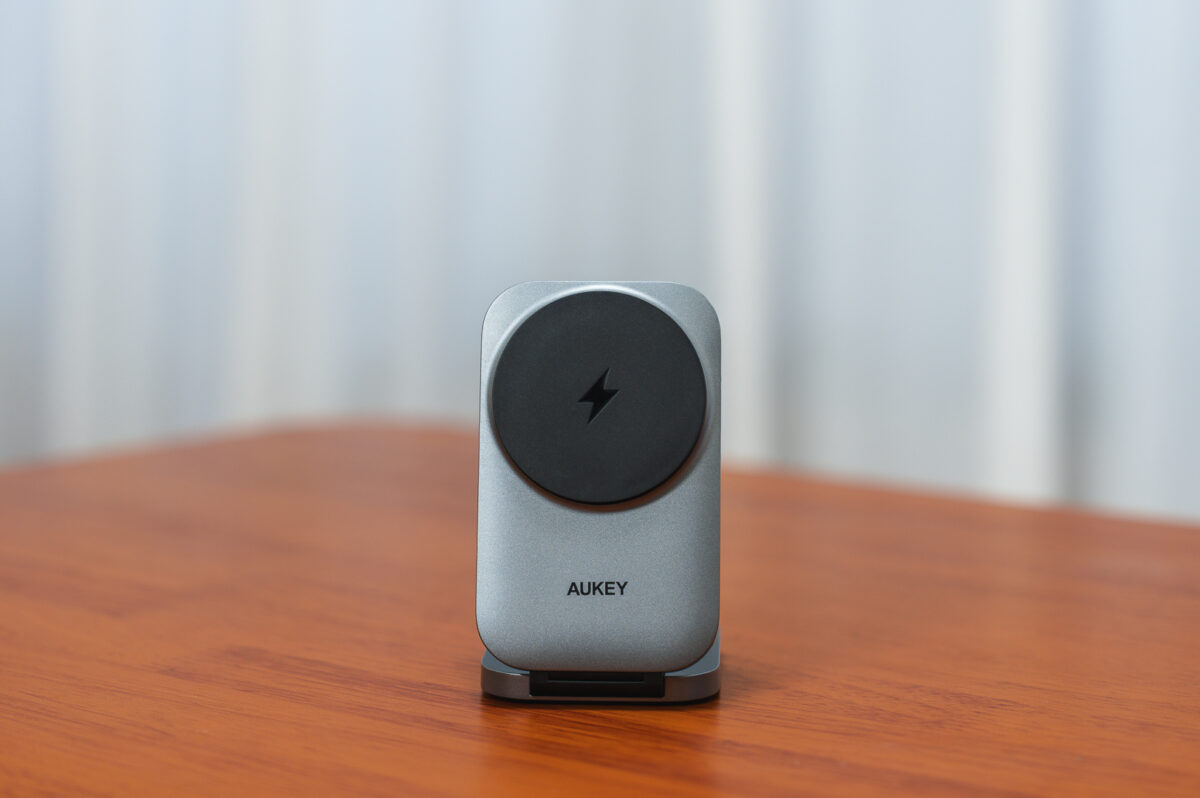 AUKEY MagFusion Z Qi2 三合一折疊無線充電器開箱 - 全台首款通過 Qi2 三合一磁吸折疊充電器有多強？ - Aukey, AUKEY 充電器, AUKEY 充電器 推薦, aukey充電器, AUKEY充電器 推薦, qi, Qi 充電器, Qi 充電器推薦, Qi2 充電器 推薦, Qi2 充電器推薦, Qi2充 電器 推薦, Qi2充電器推薦, Qi充電器 推薦 - 科技生活 - teXch