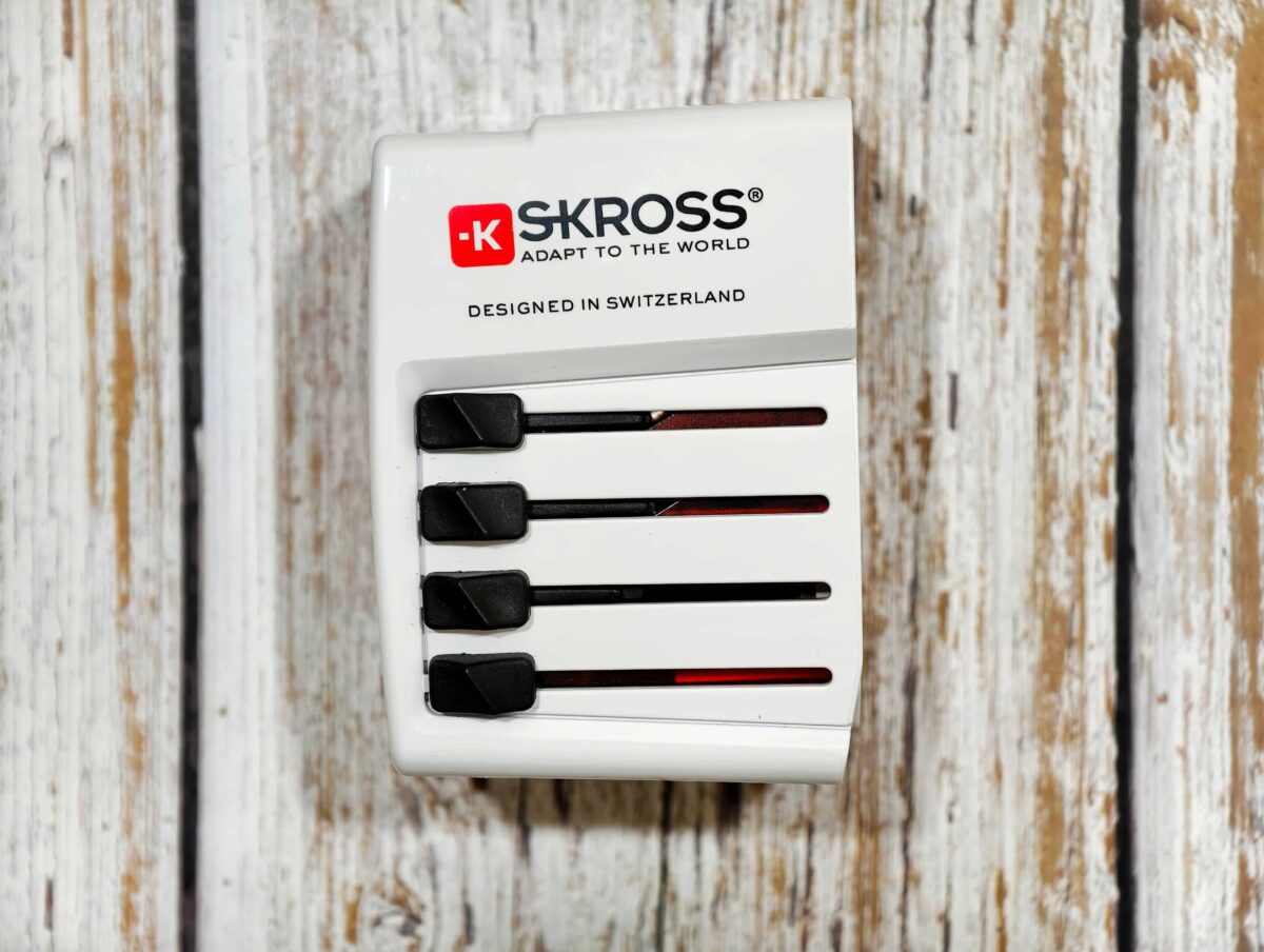 萬國插頭推薦 - 瑞士 Skross 65W 氮化鎵充電器開箱實測，出國旅行就帶這顆 - skross, skross 充電器, skross 旅充, skross 萬國 充電器, skross充電器, skross旅充, skross萬國 充電器, 氮化鎵, 氮化鎵 充電器 推薦, 氮化鎵 充電器推薦, 氮化鎵充電器, 氮化鎵充電器 推薦, 氮化鎵充電器推薦 - 科技生活 - teXch