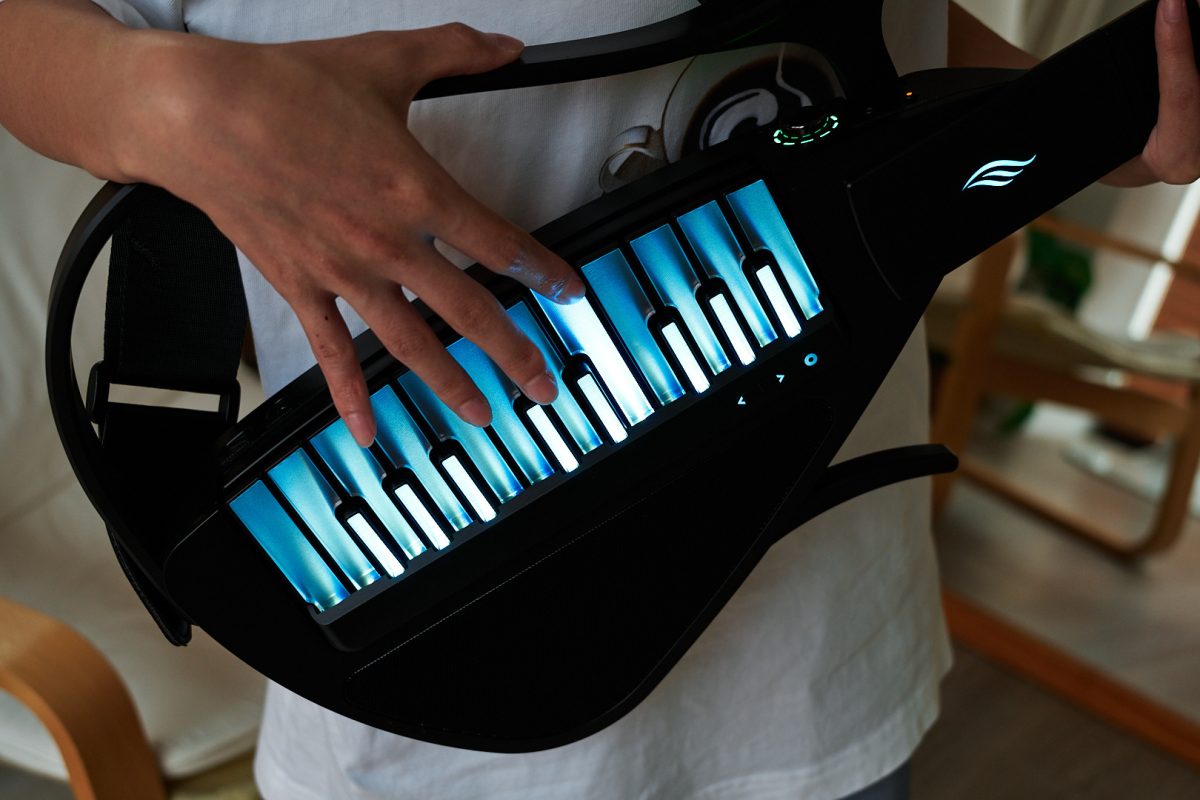 Cyber, enya, 智慧吉他, 樂器 - 科技生活 - teXch Enya Cyber-G 智慧無弦吉他 - 全能多樂器伴奏不求人,模組化設計多合一樂器 - Cyber, enya, 智慧吉他, 樂器 - 科技生活 - teXch