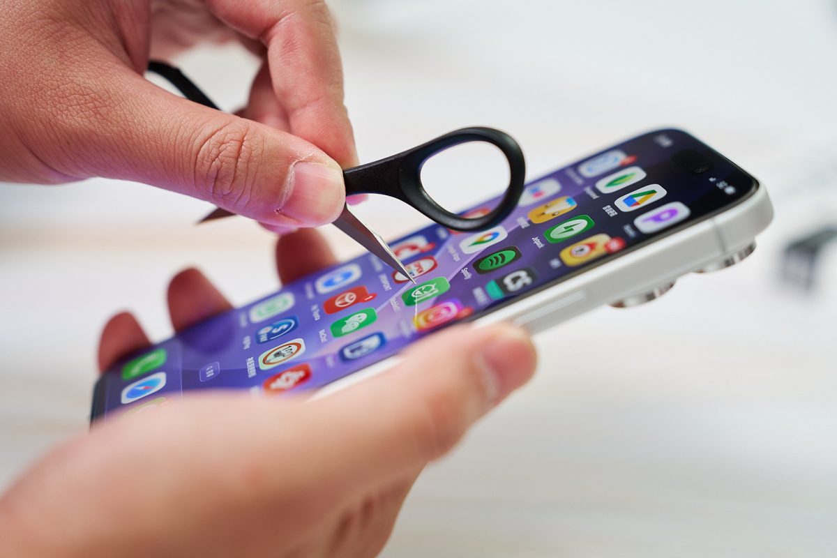 iPhone 17手機殼、保護貼推薦 – PLES 防摔磁吸支架保護殼，DIY貼膜不求人 - iPhone 17, iPhone 17保護殼, iPhone 17手機殼, PLES, PLES保護殼, PLES手機殼 - 科技生活 - teXch