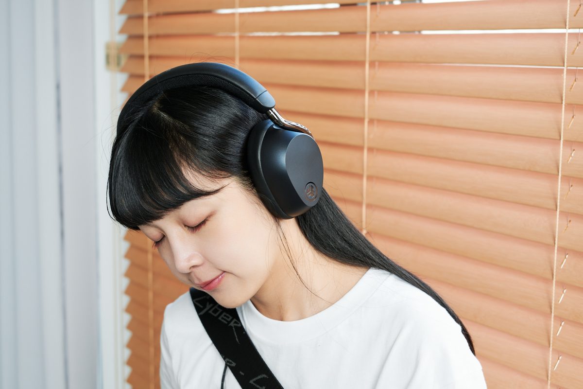 JLab Epic Lux Lab Edition降噪耳罩式耳機開箱實測 - 做工精緻、深度降噪、極致音質 - JLab, JLab Epic Lux Lab Edition, JLab耳機, JLab耳機評價, JLab評價 - 科技生活 - teXch