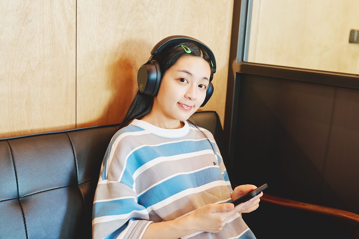 JLab Epic Lux Lab Edition降噪耳罩式耳機開箱實測 - 做工精緻、深度降噪、極致音質 - JLab, JLab Epic Lux Lab Edition, JLab耳機, JLab耳機評價, JLab評價 - 科技生活 - teXch