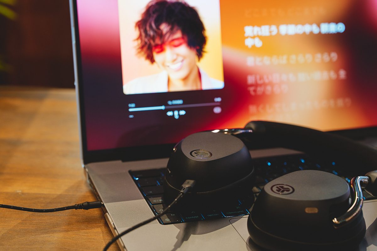 JLab Epic Lux Lab Edition降噪耳罩式耳機開箱實測 - 做工精緻、深度降噪、極致音質 - JLab, JLab Epic Lux Lab Edition, JLab耳機, JLab耳機評價, JLab評價 - 科技生活 - teXch