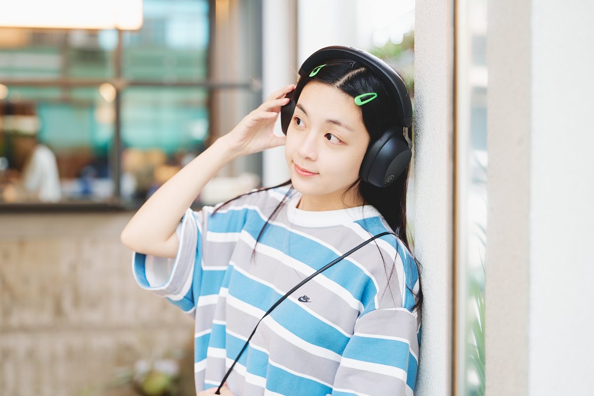 JLab Epic Lux Lab Edition降噪耳罩式耳機開箱實測 - 做工精緻、深度降噪、極致音質 - JLab, JLab Epic Lux Lab Edition, JLab耳機, JLab耳機評價, JLab評價 - 科技生活 - teXch