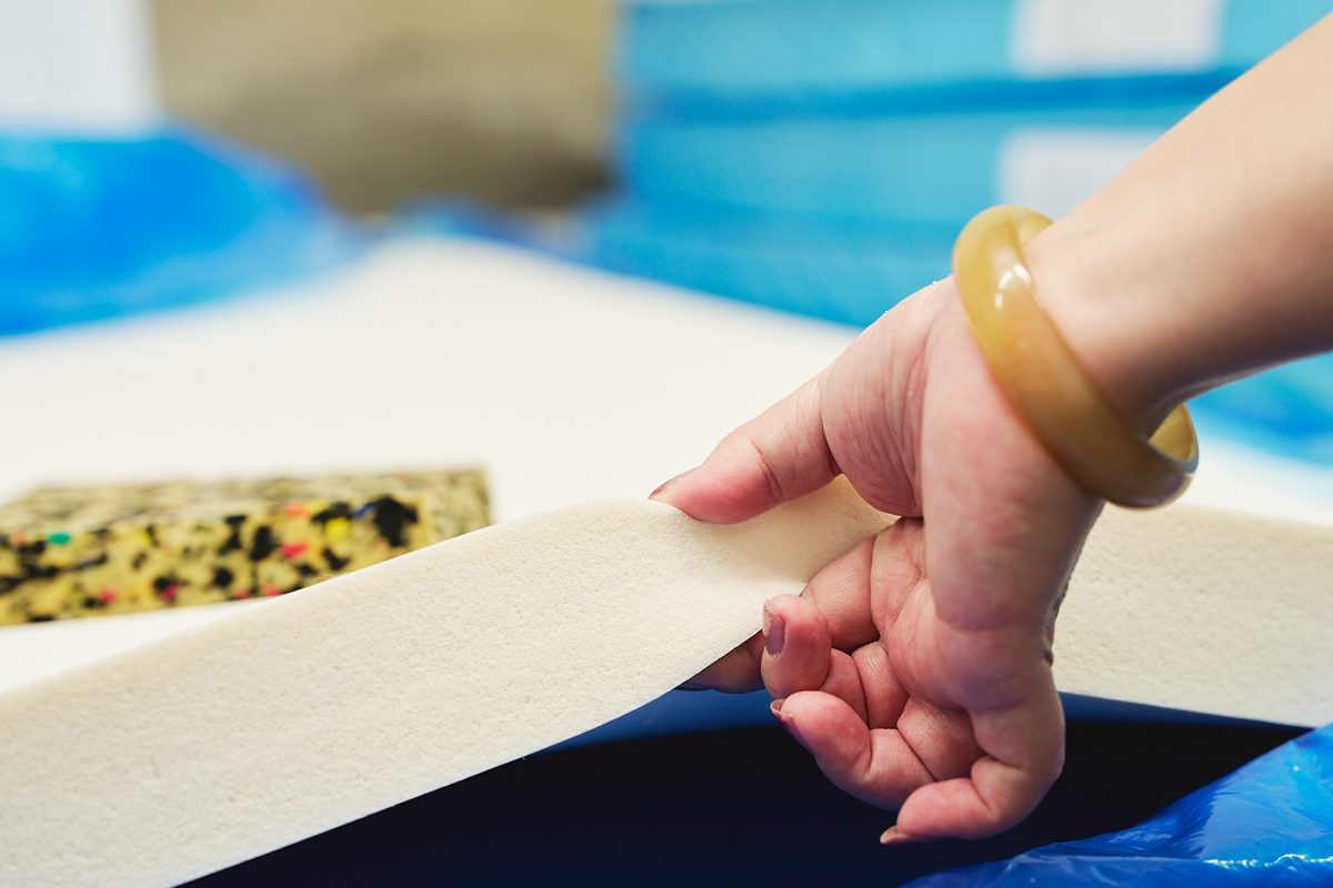 台中床墊八鐘頭睡眠名床-台中大里門市｜床墊現場製作，試躺心得分享 - 八鐘頭床墊, 八鐘頭床墊推薦, 八鐘頭睡眠名床, 床墊推薦 - 科技生活 - teXch