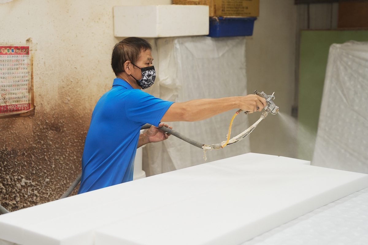 台中床墊八鐘頭睡眠名床-台中大里門市｜床墊現場製作，試躺心得分享 - 八鐘頭床墊, 八鐘頭床墊推薦, 八鐘頭睡眠名床, 床墊推薦 - 科技生活 - teXch