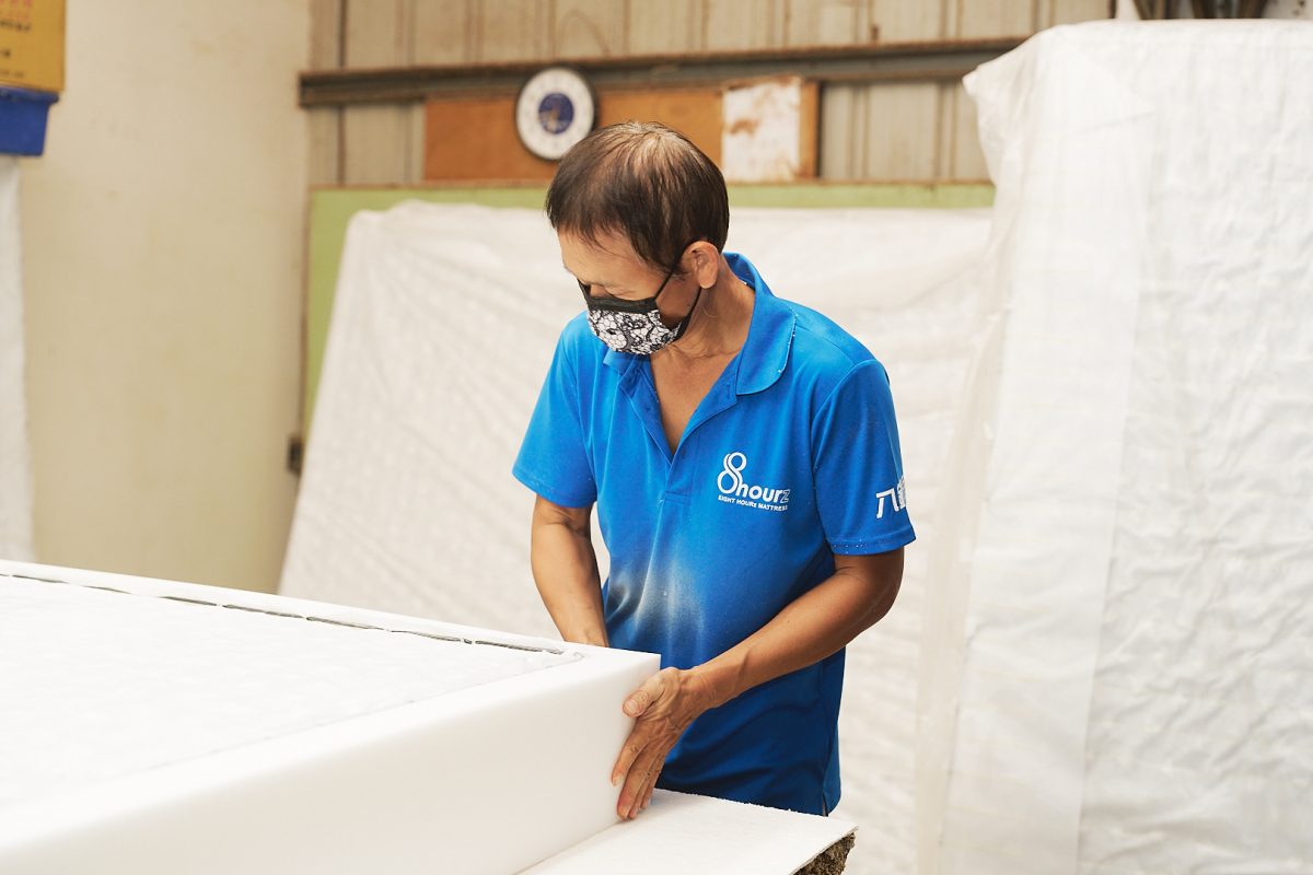 台中床墊八鐘頭睡眠名床-台中大里門市｜床墊現場製作，試躺心得分享 - 八鐘頭床墊, 八鐘頭床墊推薦, 八鐘頭睡眠名床, 床墊推薦 - 科技生活 - teXch