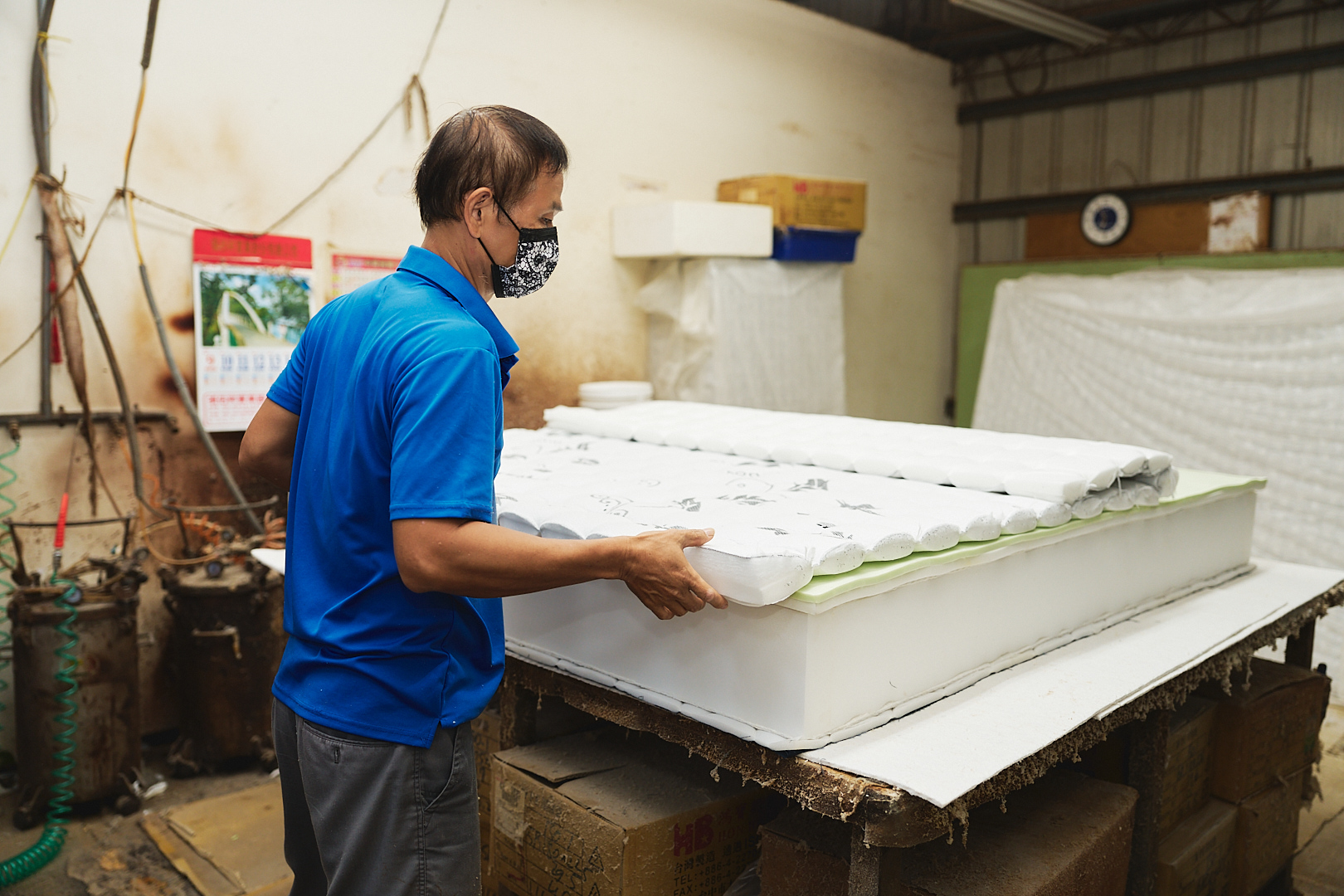 台中床墊八鐘頭睡眠名床-台中大里門市｜床墊現場製作，試躺心得分享 - 八鐘頭床墊, 八鐘頭床墊推薦, 八鐘頭睡眠名床, 床墊推薦 - 科技生活 - teXch