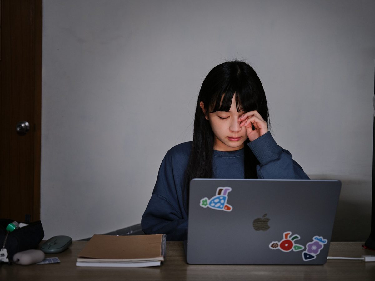 護眼檯燈推薦 – 喜光全光譜檯燈全系列評價與選購指南 - 全光譜檯燈, 全光譜檯燈推薦, 喜光, 檯燈, 檯燈推薦 - 科技生活 - teXch