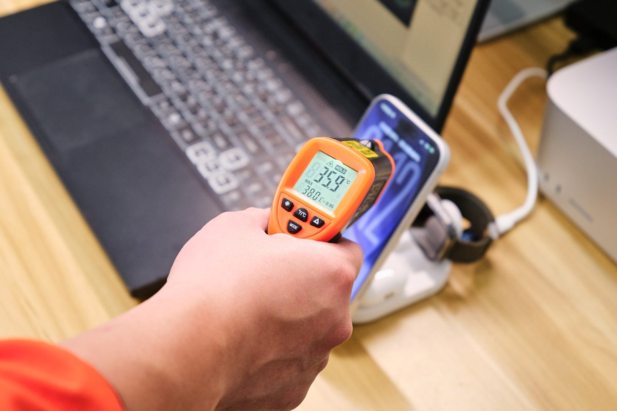 Hipporizz Zeno Qi2.2 25W 三合一無線充電器開箱與使用心得分享 - Hipporizz, Hipporizz Zeno, Hipporizz Zeno優惠, Hipporizz Zeno評價, 無線充電器 - 科技生活 - teXch